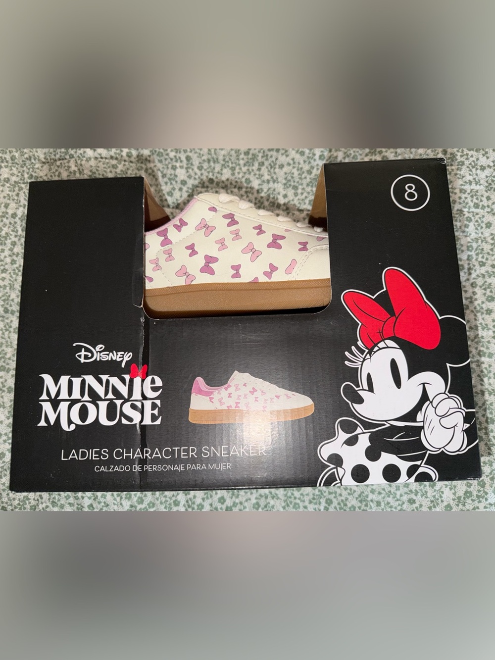 Disney Minnie Mouse Ladies Character Sneakers - Size 8 - NWT